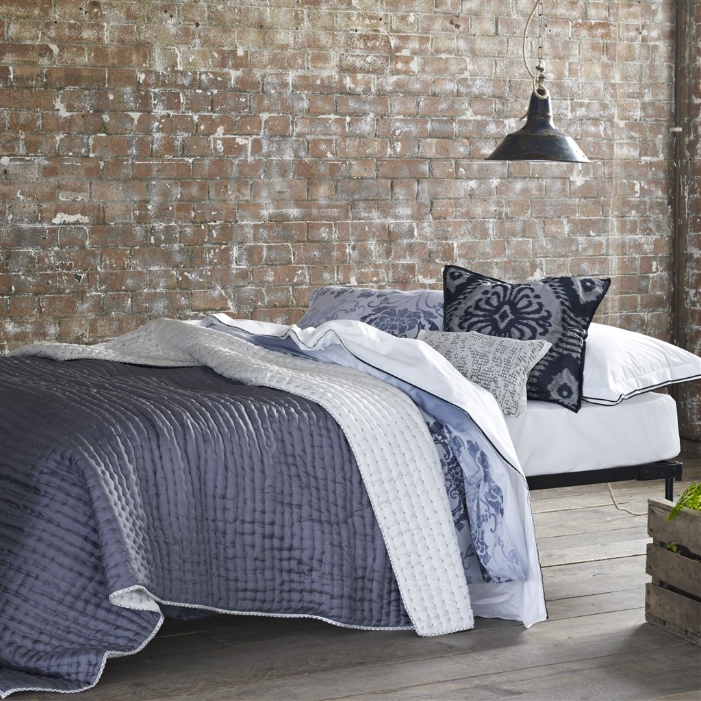 Chenevard Chalk & Graphite Hand Quilted Silk Quilt Quilt Sets By Designers Guild