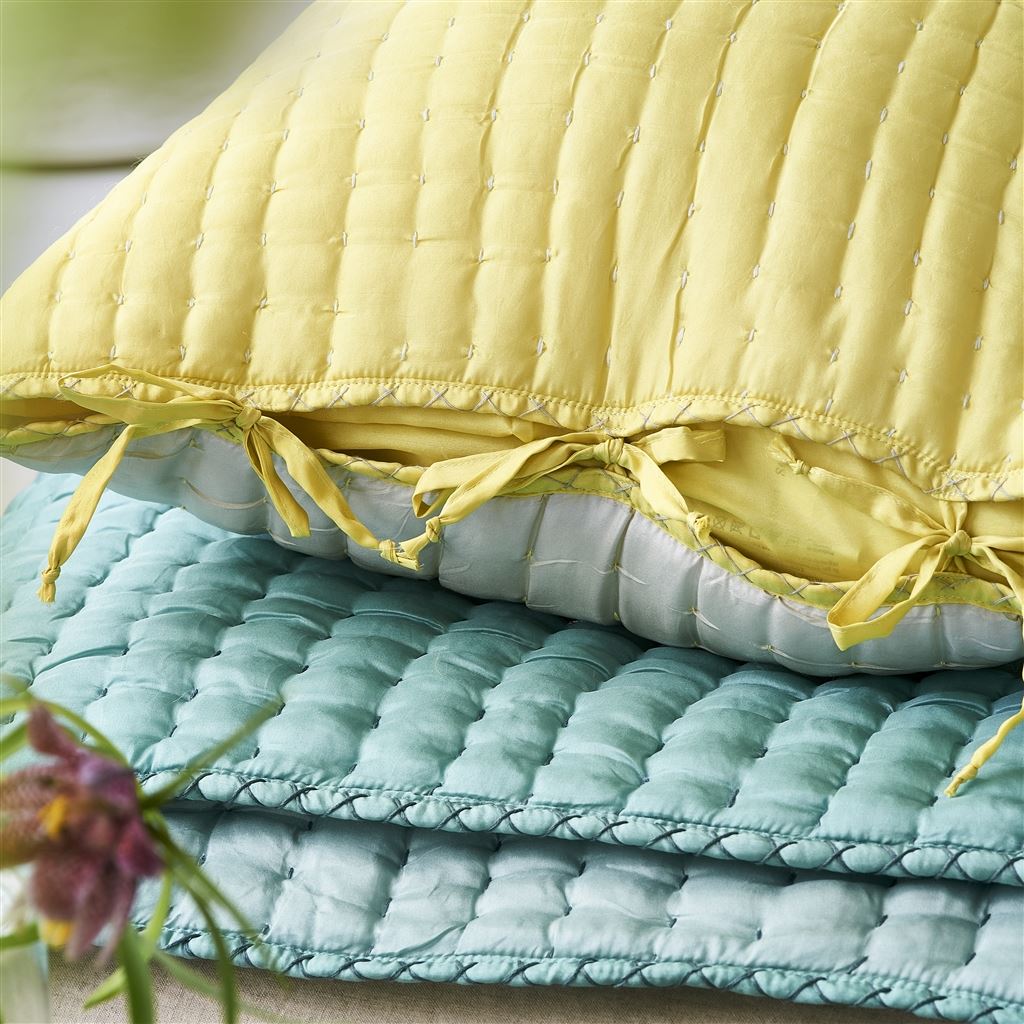 Chenevard Sky & Cloud Hand Quilted Silk Quilt Quilt Sets By Designers Guild