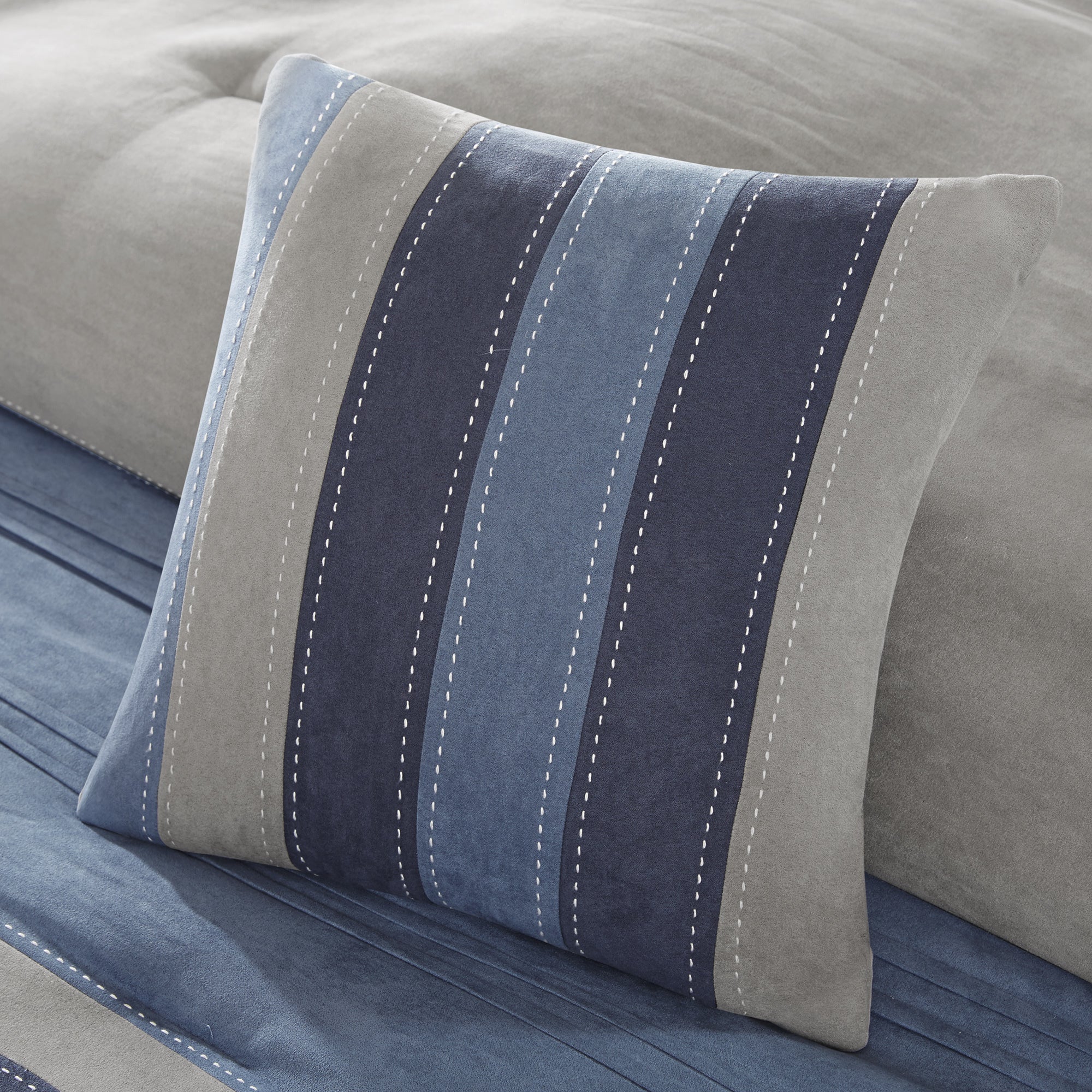 Matteo Vintage 7-Piece Comforter Set Comforter Sets By JLA HOME/Olliix (E & E Co., Ltd)