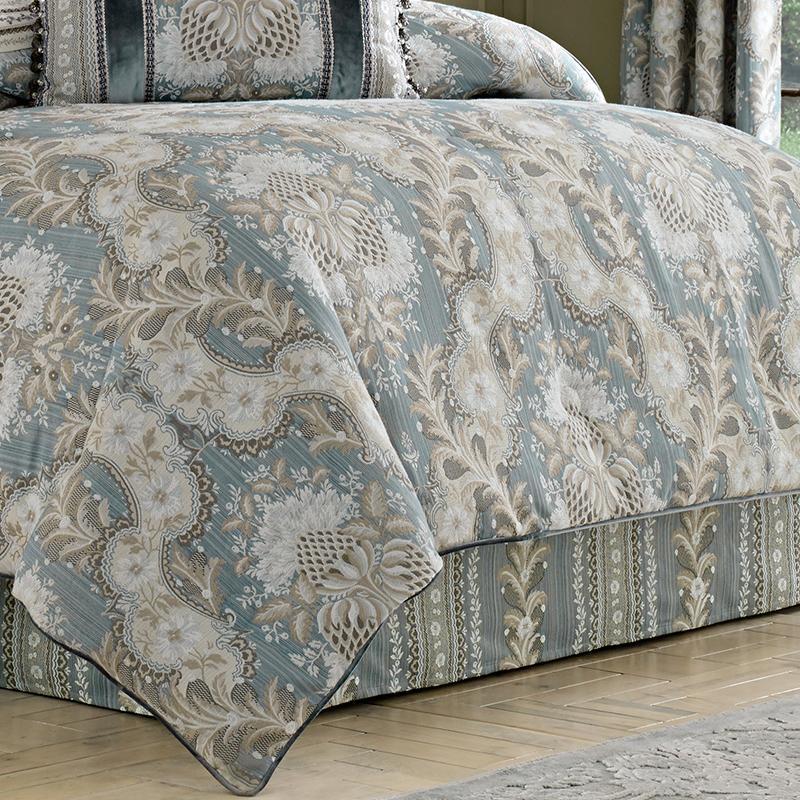 J Queen Crystal Palace French Blue 4-Piece Comforter Set in Cal King- Final Sale Comforter Sets By US Office - Latest-bedding