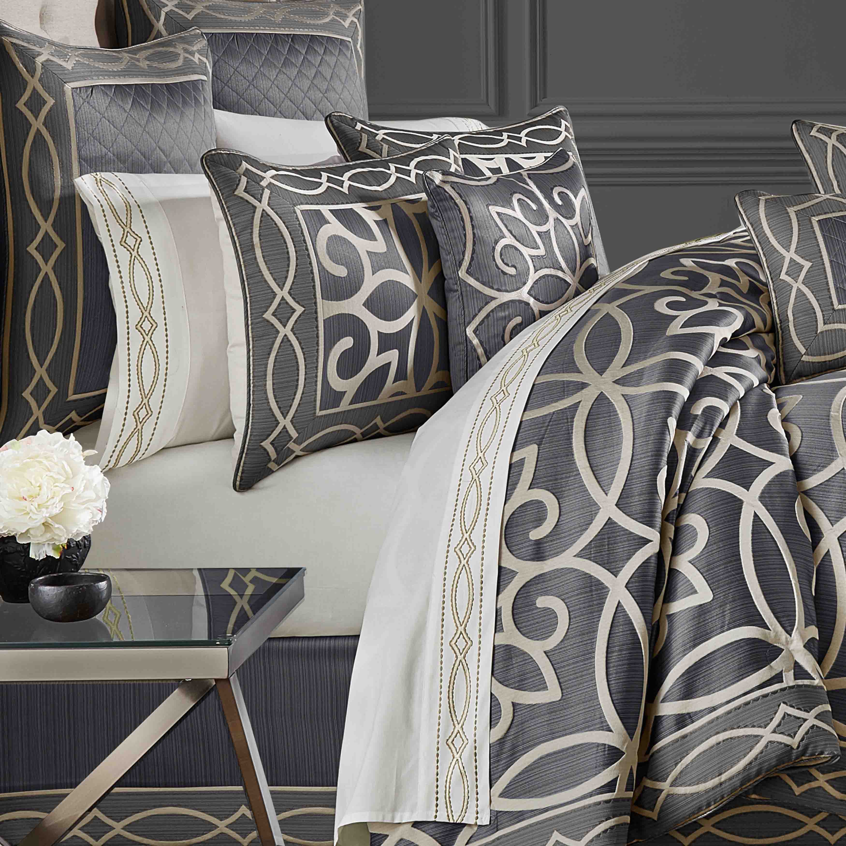 Deco Charcoal 4-Piece Comforter Set Comforter Sets By J. Queen New York