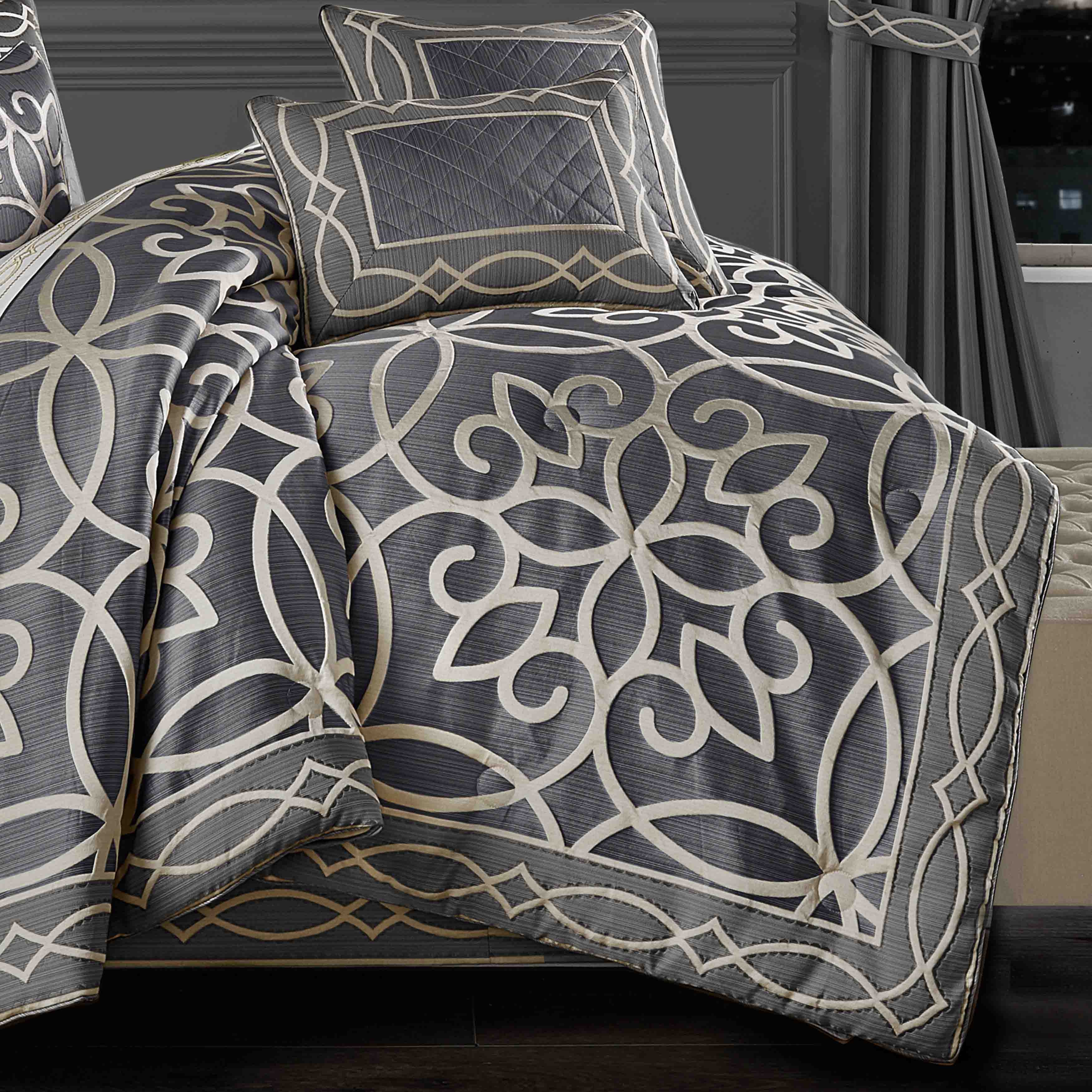 Deco Charcoal 4-Piece Comforter Set Comforter Sets By J. Queen New York