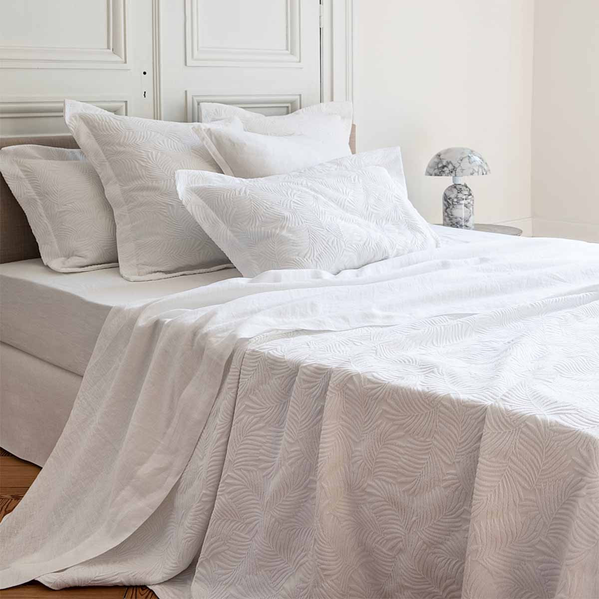 Empreinte White Bedspread Bedspread Set By Anne de Solène
