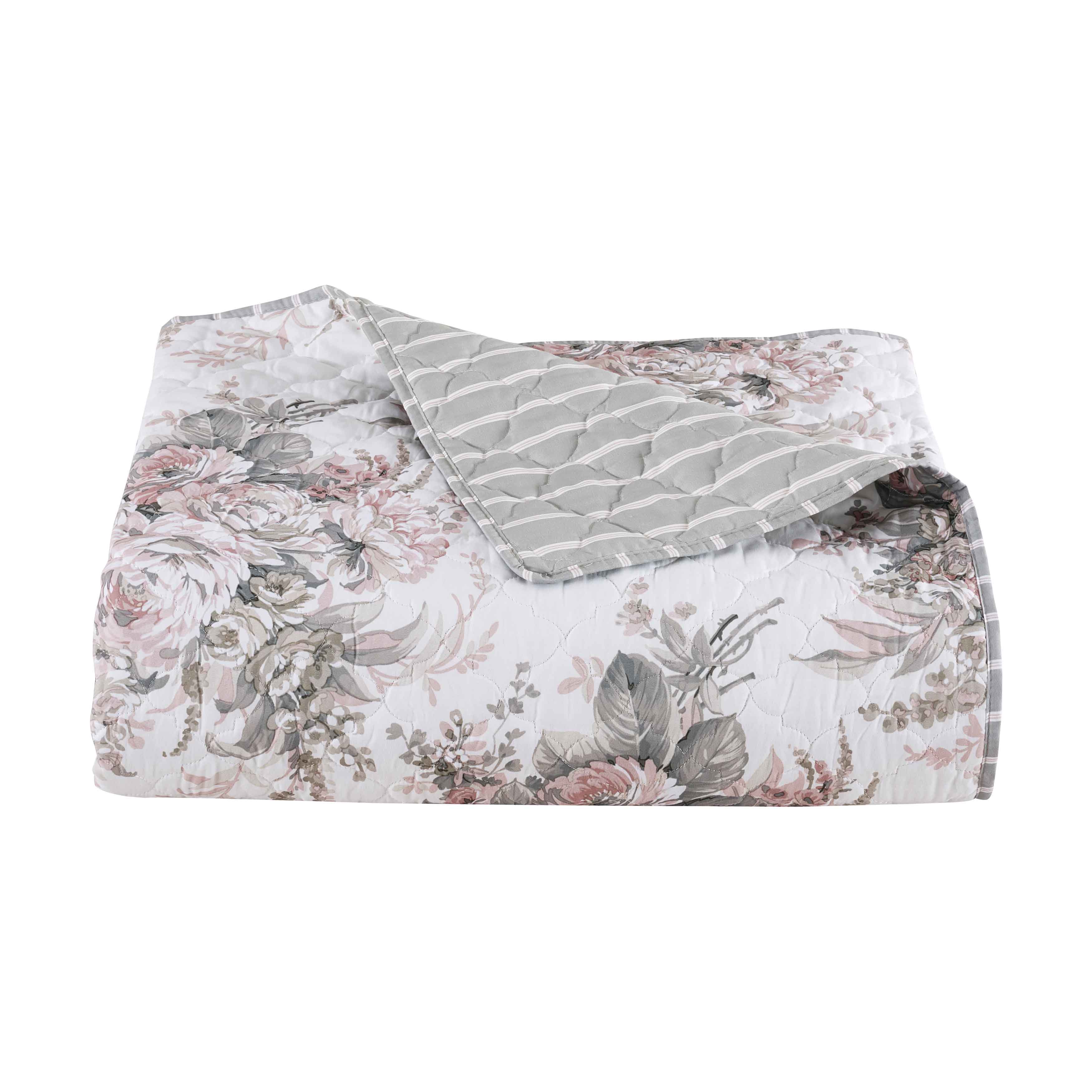Estelle Blush 3-Piece Quilt Set Quilt Sets By J. Queen New York