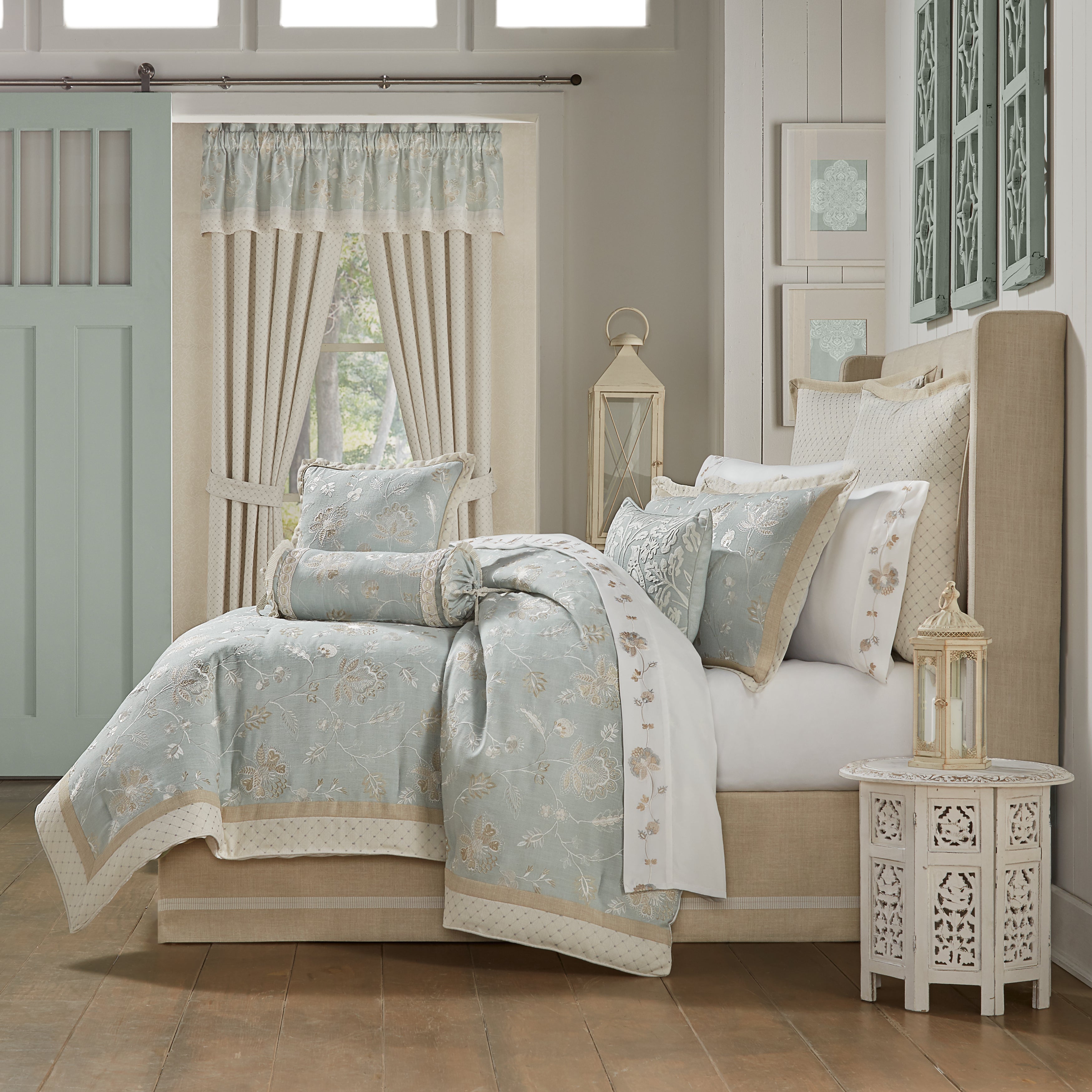 Garden View SPA 4-Piece Comforter Set By J Queen Comforter Sets By J. Queen New York