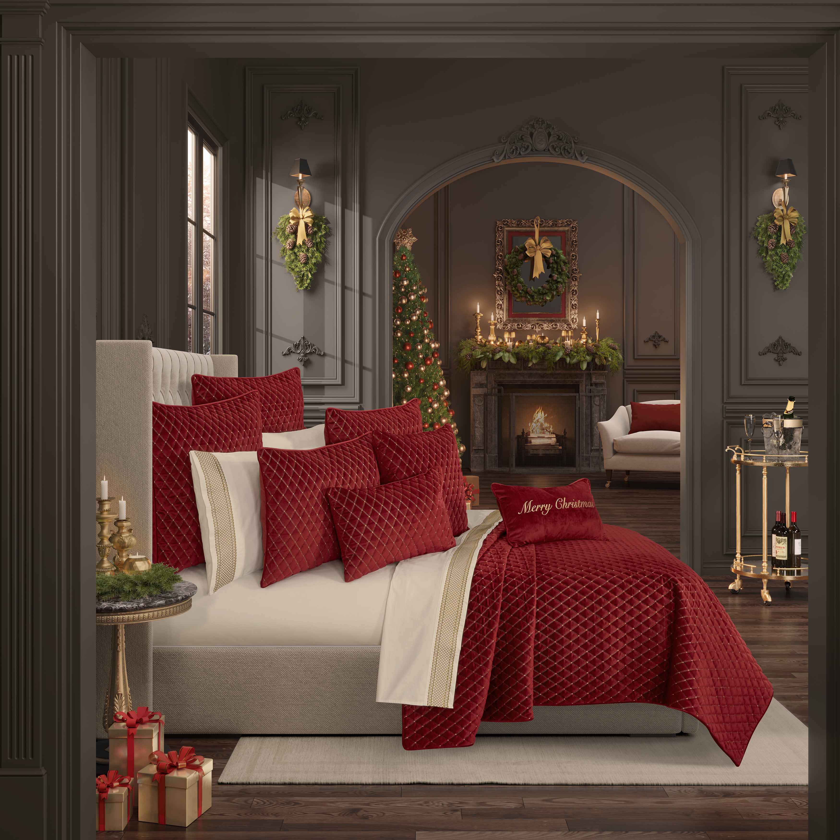 Grandeur Crimson 3-Piece Quilt Set Quilt Sets By J. Queen New York