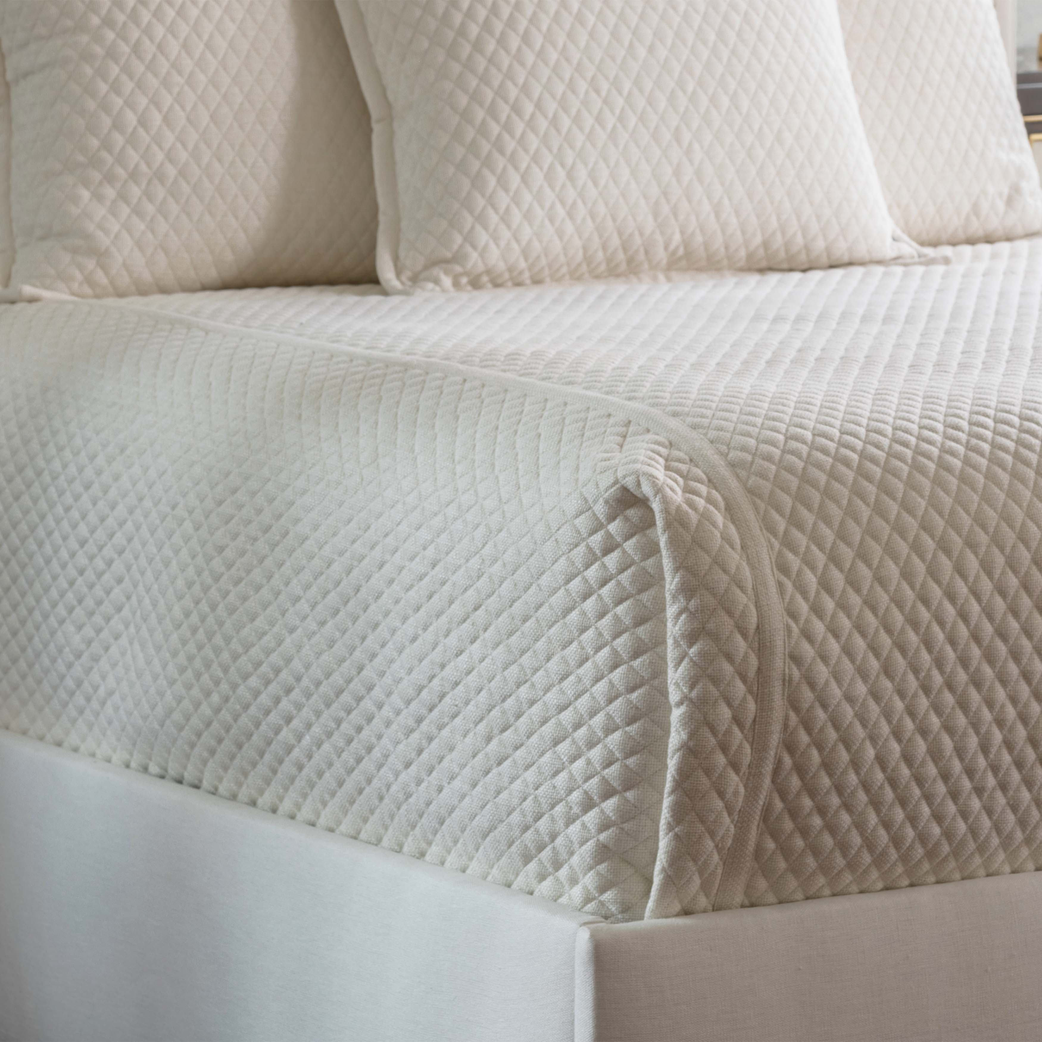 Laurie Ivory Basketweave Diamond Quilted Coverlet Coverlet By Lili Alessandra
