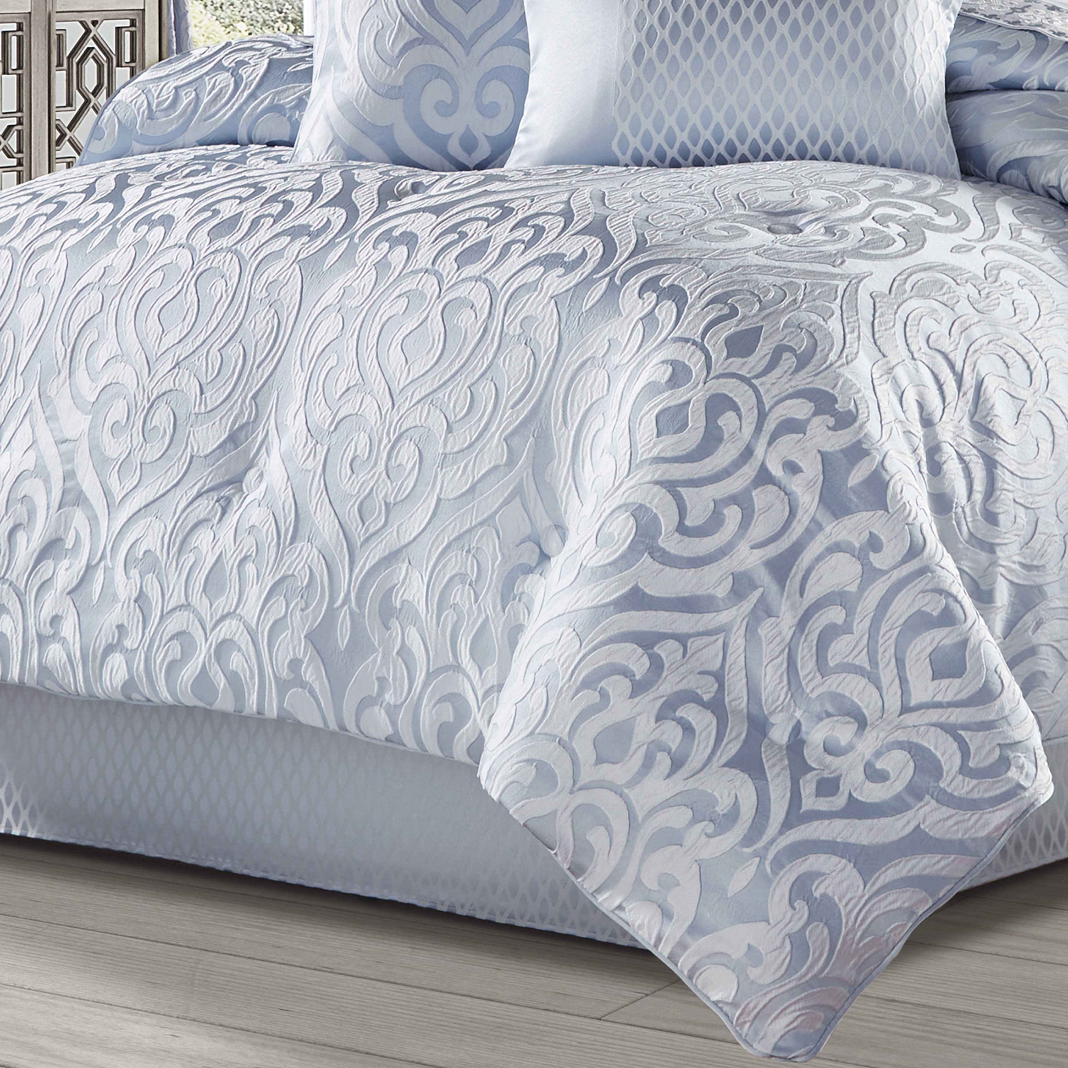 Liana 4-Piece Comforter Set Comforter Sets By J. Queen New York