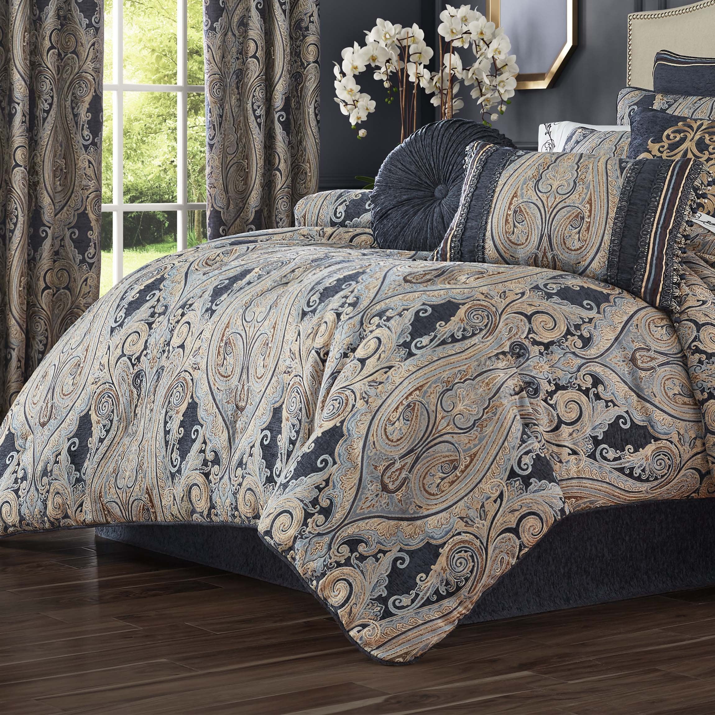 J Queen Luciana Indigo 4-Piece Comforter Set in Queen- Final Sale Comforter Sets By US Office - Latest-bedding