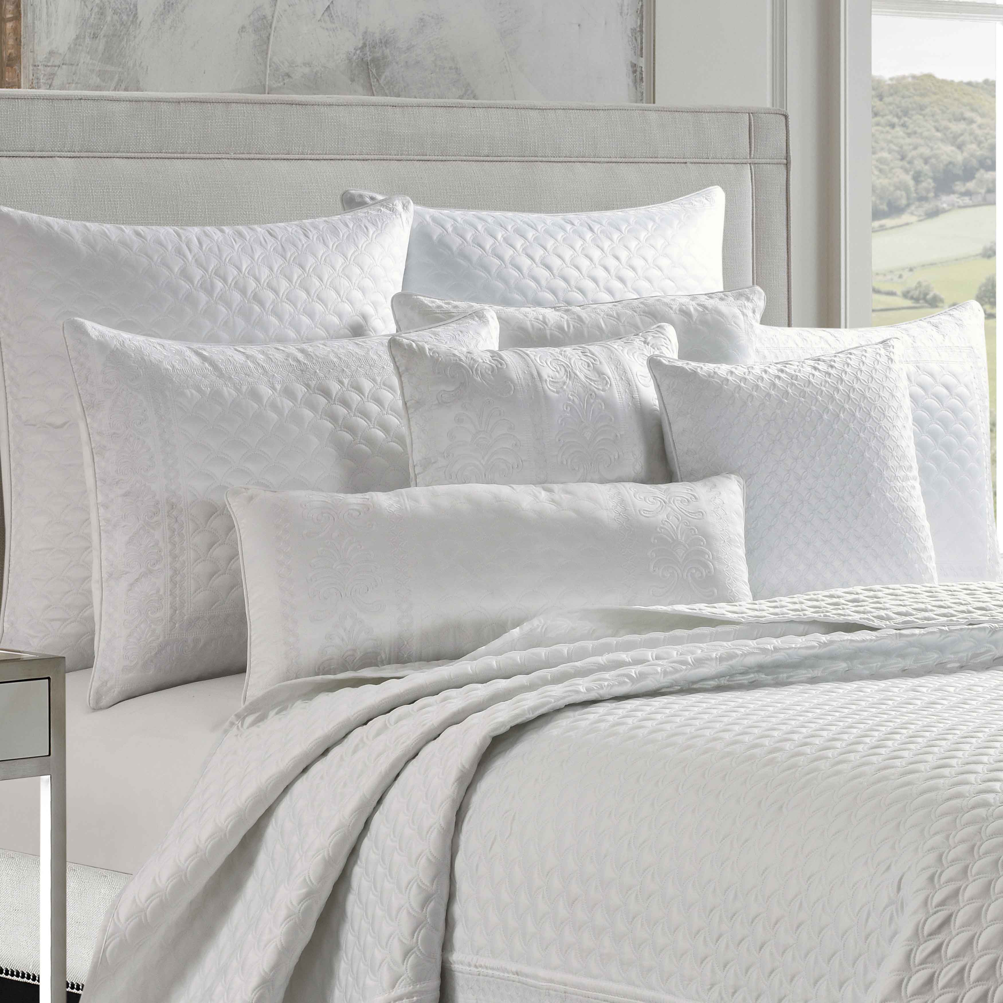 Lyndon White Quilted Coverlet Coverlet By J. Queen New York