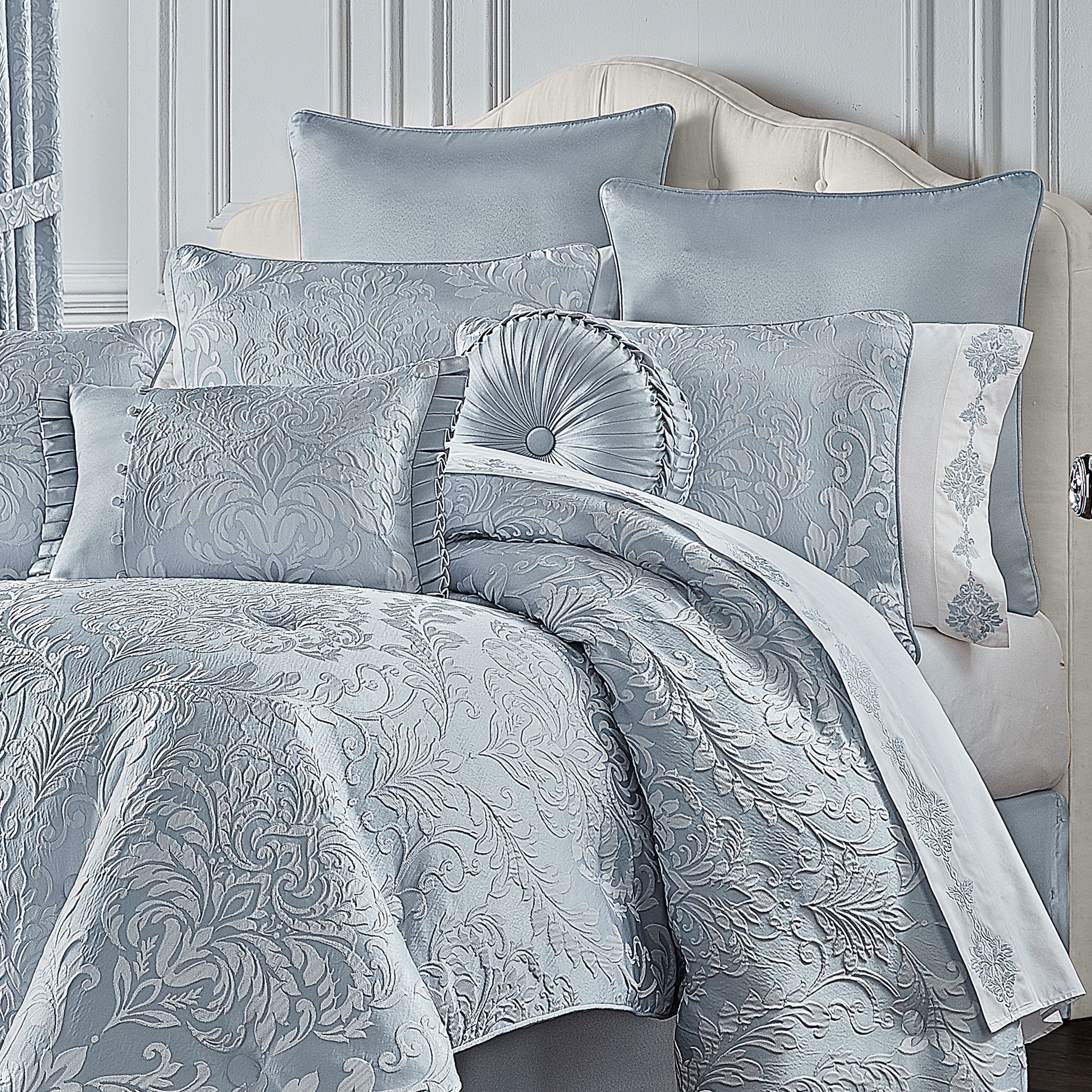 Malita 4-Piece Comforter Set Comforter Sets By J. Queen New York