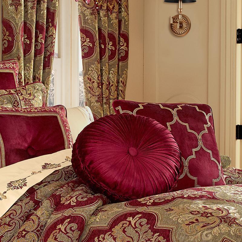J Queen Maribella Crimson 4-Piece Comforter Set in Queen- Final Sale Comforter Sets By US Office - Latest-bedding