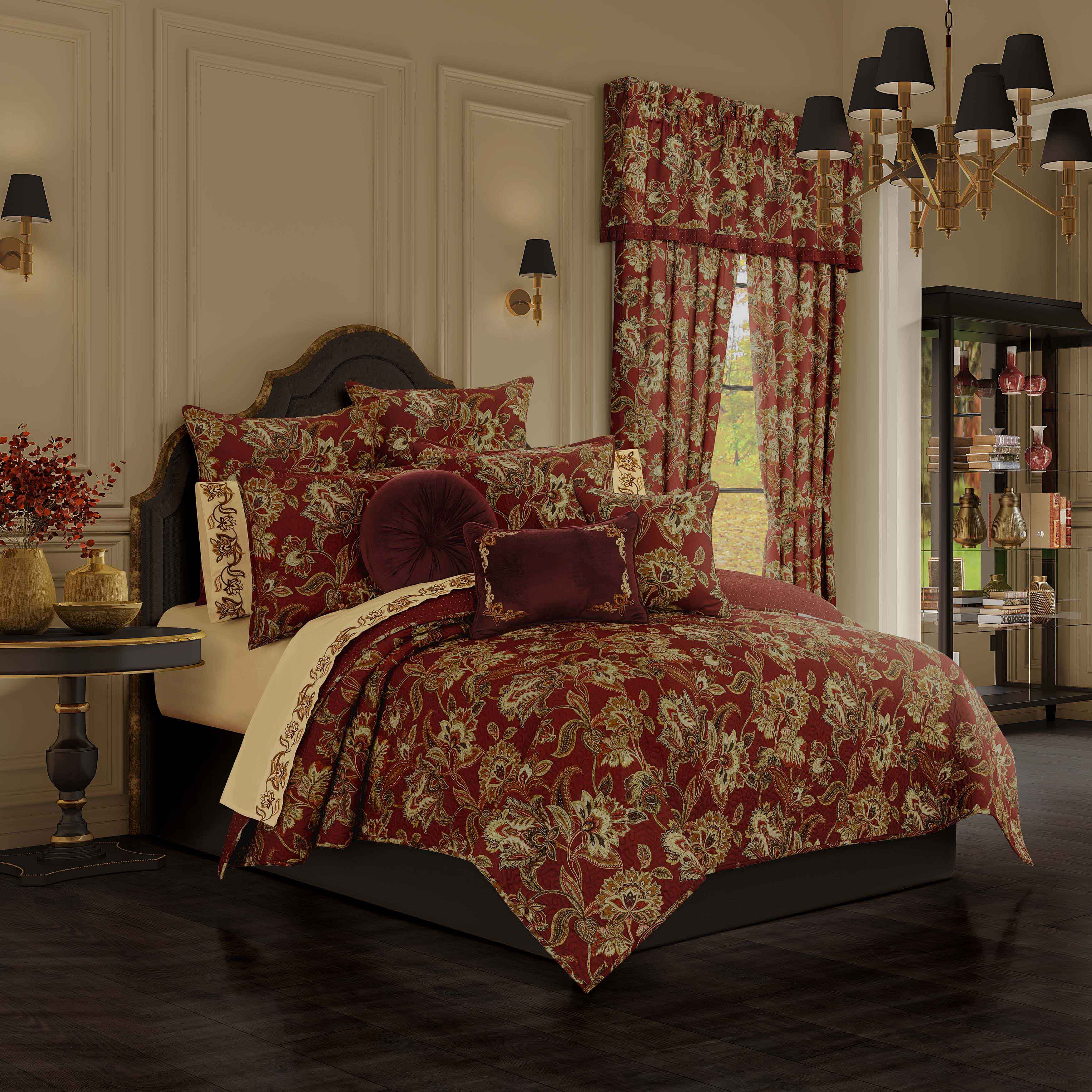 Montecito Red 3-Piece Quilt Set Quilt Sets By J. Queen New York