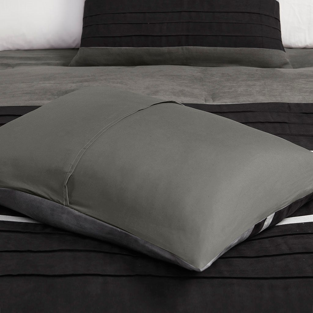 Dream Weaver Black 7-Piece Comforter Set Comforter Sets By JLA HOME/Olliix (E & E Co., Ltd)