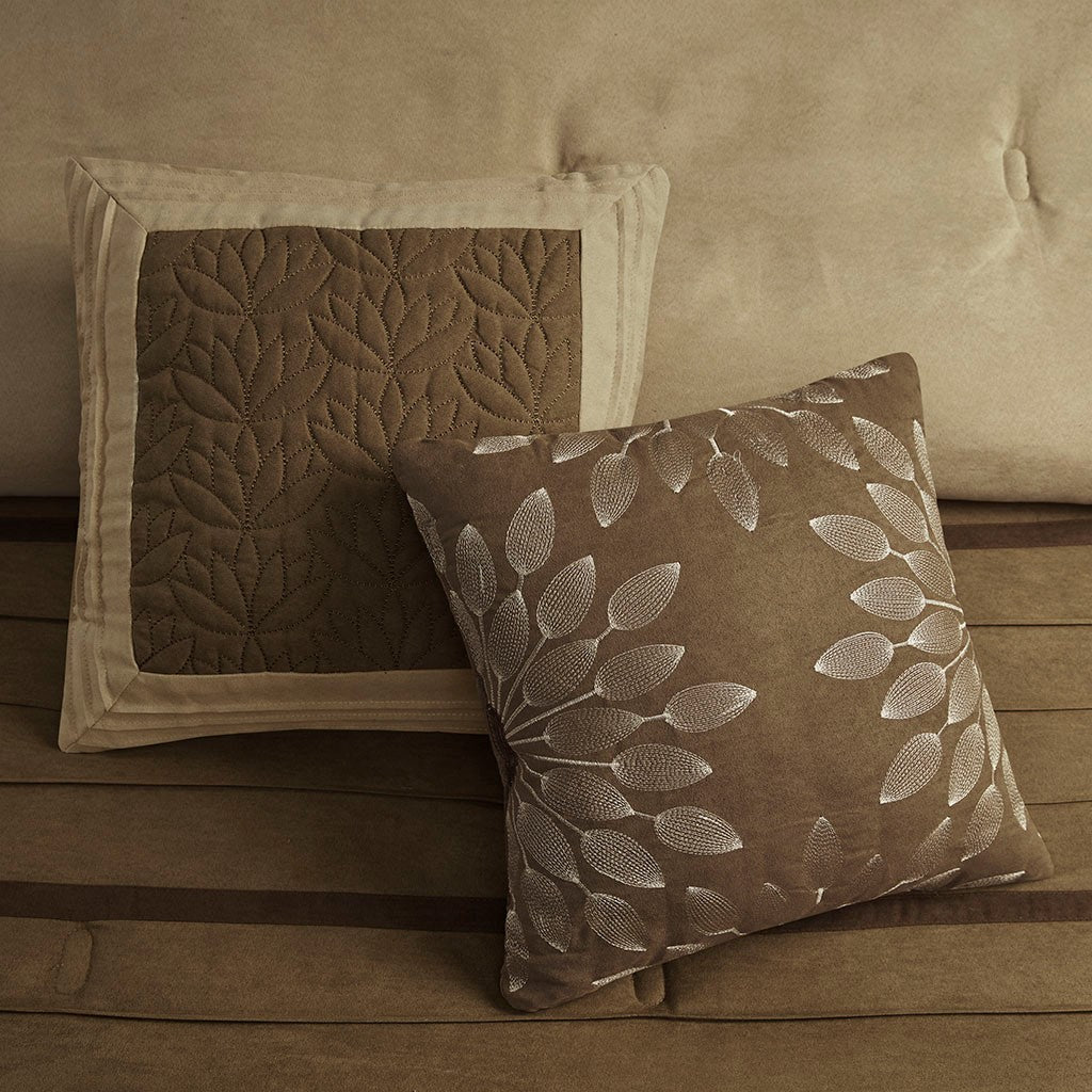 Calmer Natural 7-Piece Comforter Set Comforter Sets By JLA HOME/Olliix (E & E Co., Ltd)