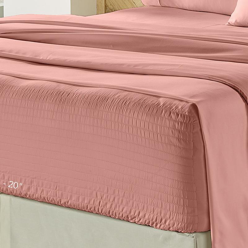 Royal Fit 300 Thread Count 4-Piece Sheet Set By J Queen Sheet Set By J. Queen New York