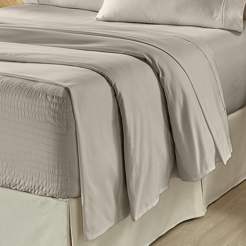 Royal Fit 800 Thread Count Cotton Blend 4-Piece Sheet Set By J Queen Sheet Set By J. Queen New York