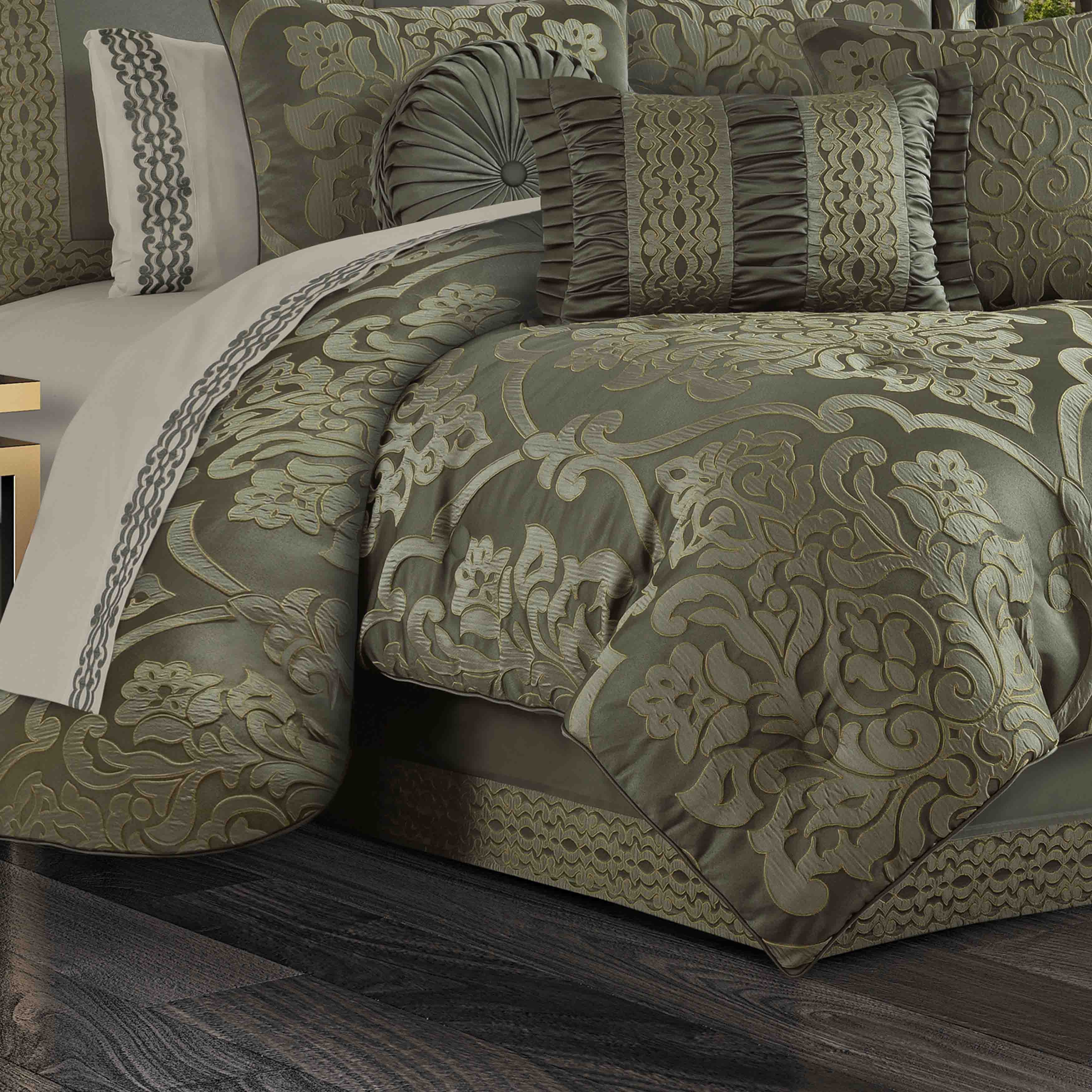 Santino Jade 4-Piece Comforter Set by J Queen Comforter Sets By J. Queen New York