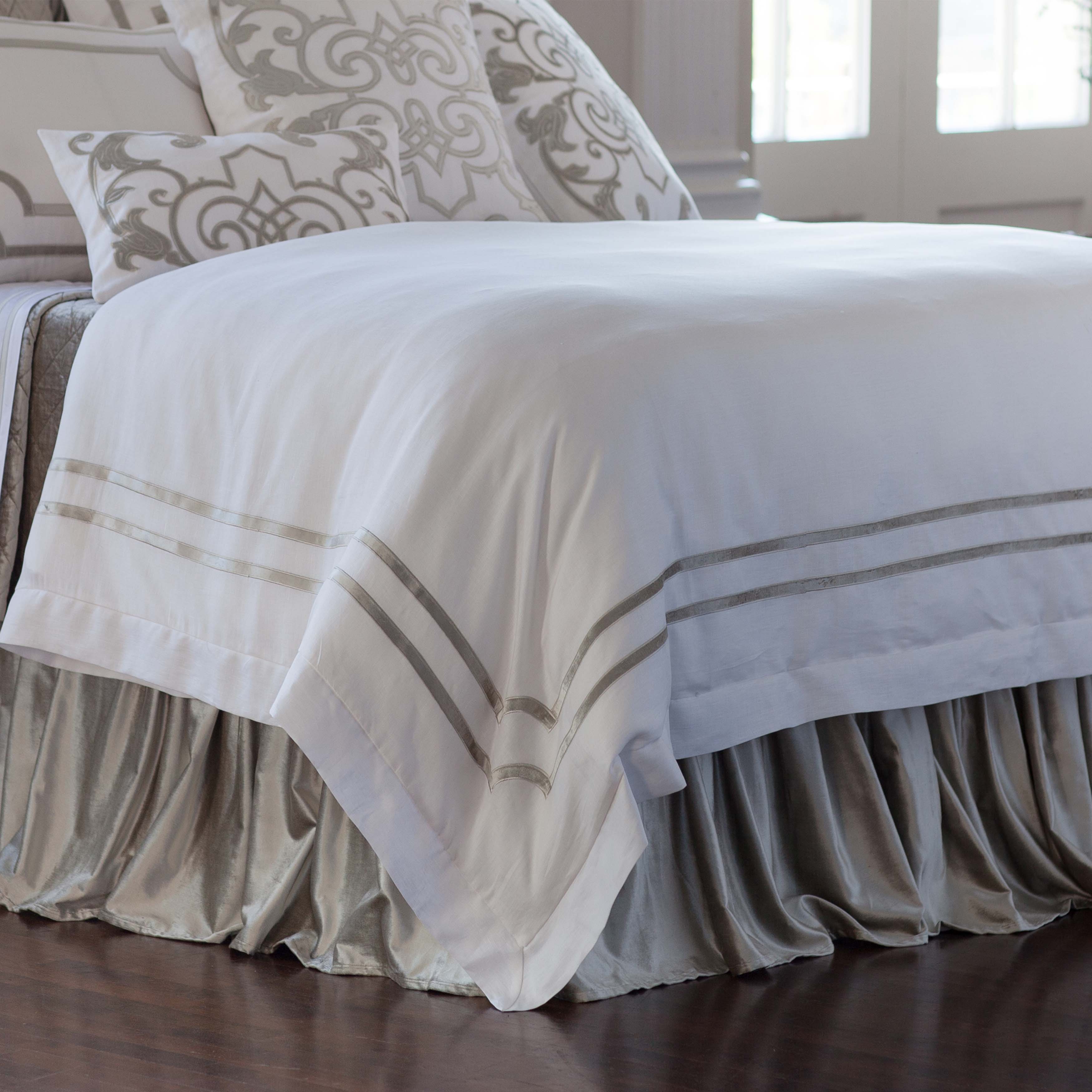 Soho White Linen Ice Silver Velvet Duvet Cover Duvet Covers By Lili Alessandra