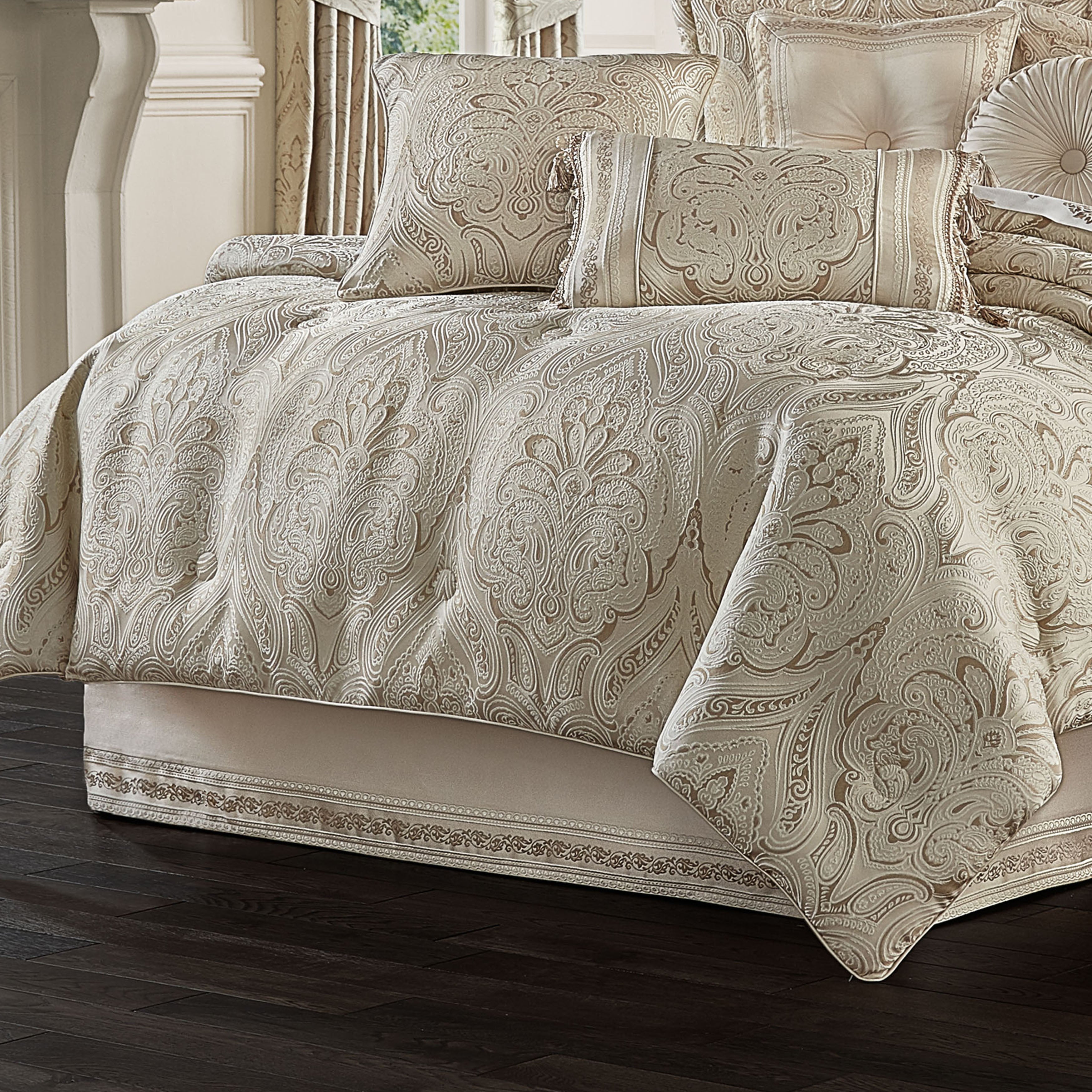 Trinity Champagne 4-Piece Comforter Set By J Queen Comforter Sets By J. Queen New York