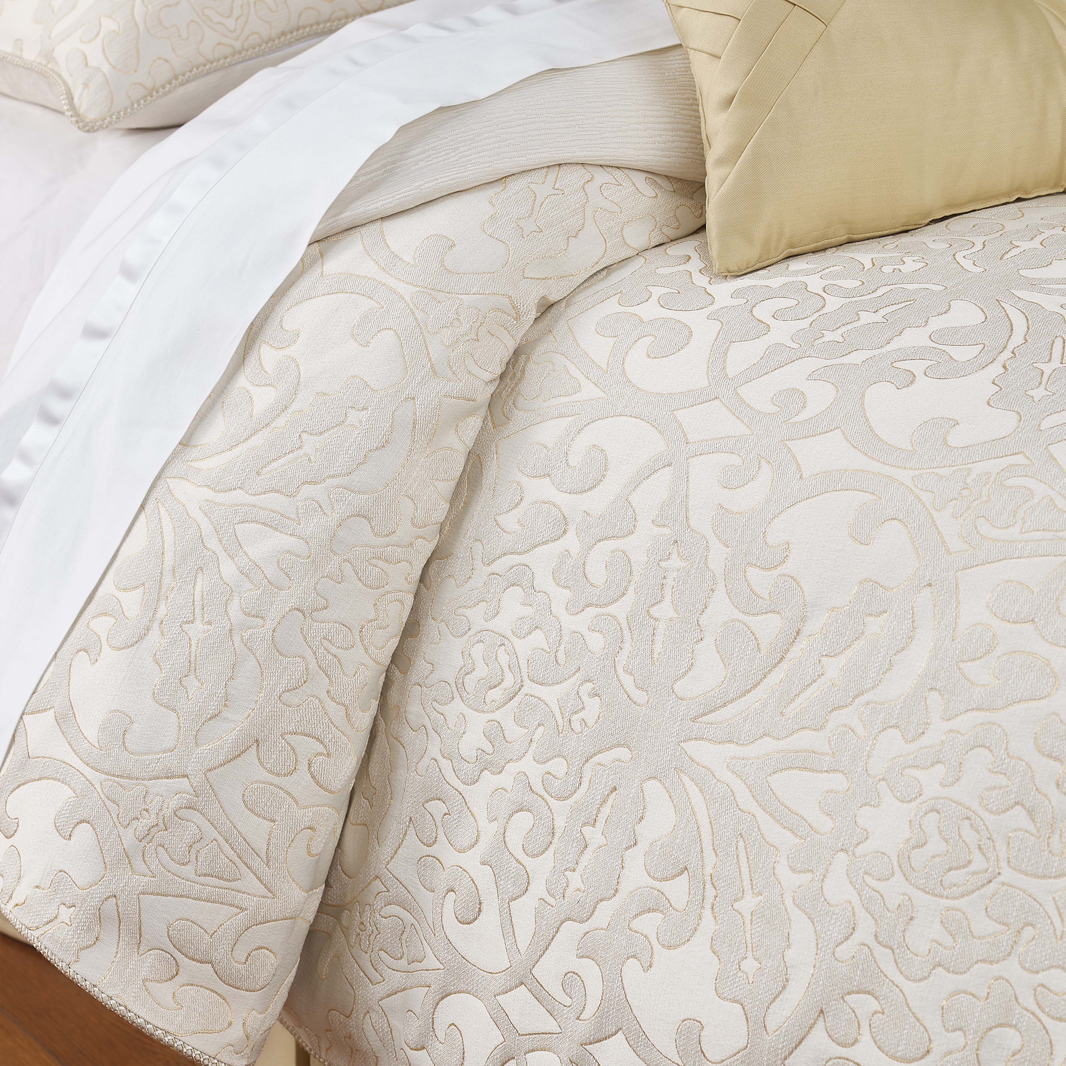Waterford Valetta Ivory 6-Piece Comforter Set in King- Final Sale Comforter Sets By US Office - Latest-bedding