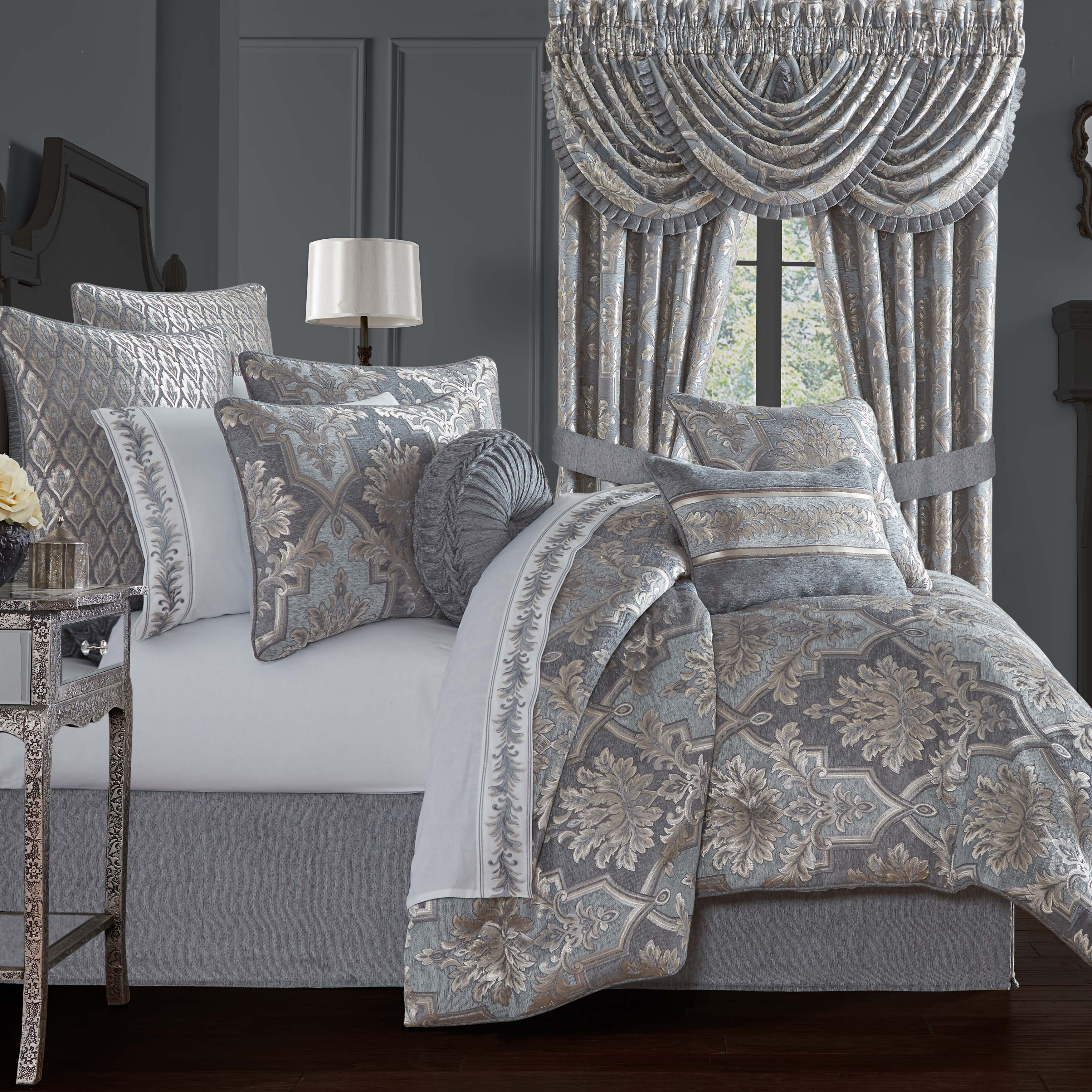 J Queen Woodhaven 4-Piece Comforter Set in King- Final Sale Comforter Sets By US Office - Latest-bedding