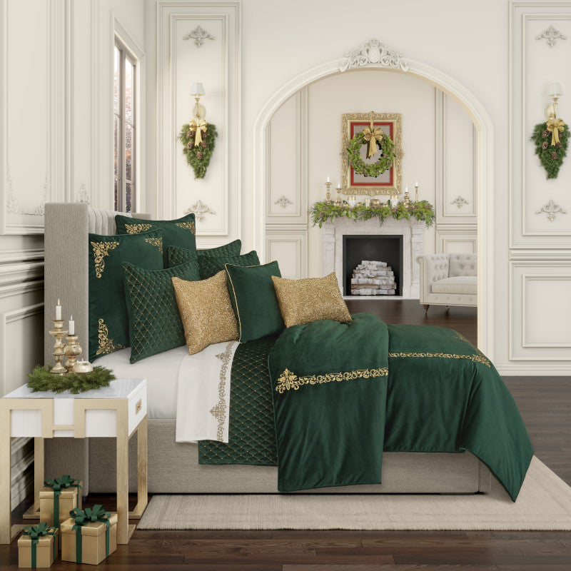 Noelle Evergreen 3-Piece Duvet Cover Set Duvet Covers By J. Queen New York